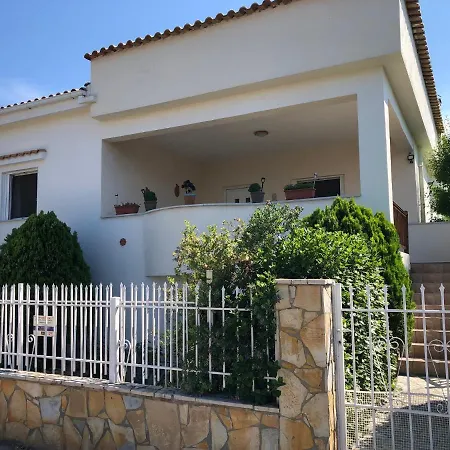 The Doctor's * Sykia (Corinthia)